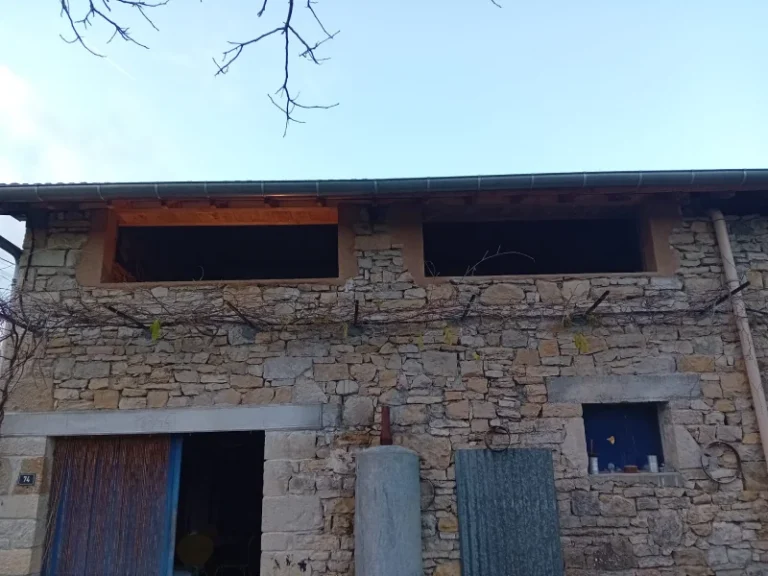 Coffrage de fenêtres à Figeac